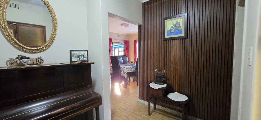 4 Bedroom Property for Sale in Geelhoutpark North West